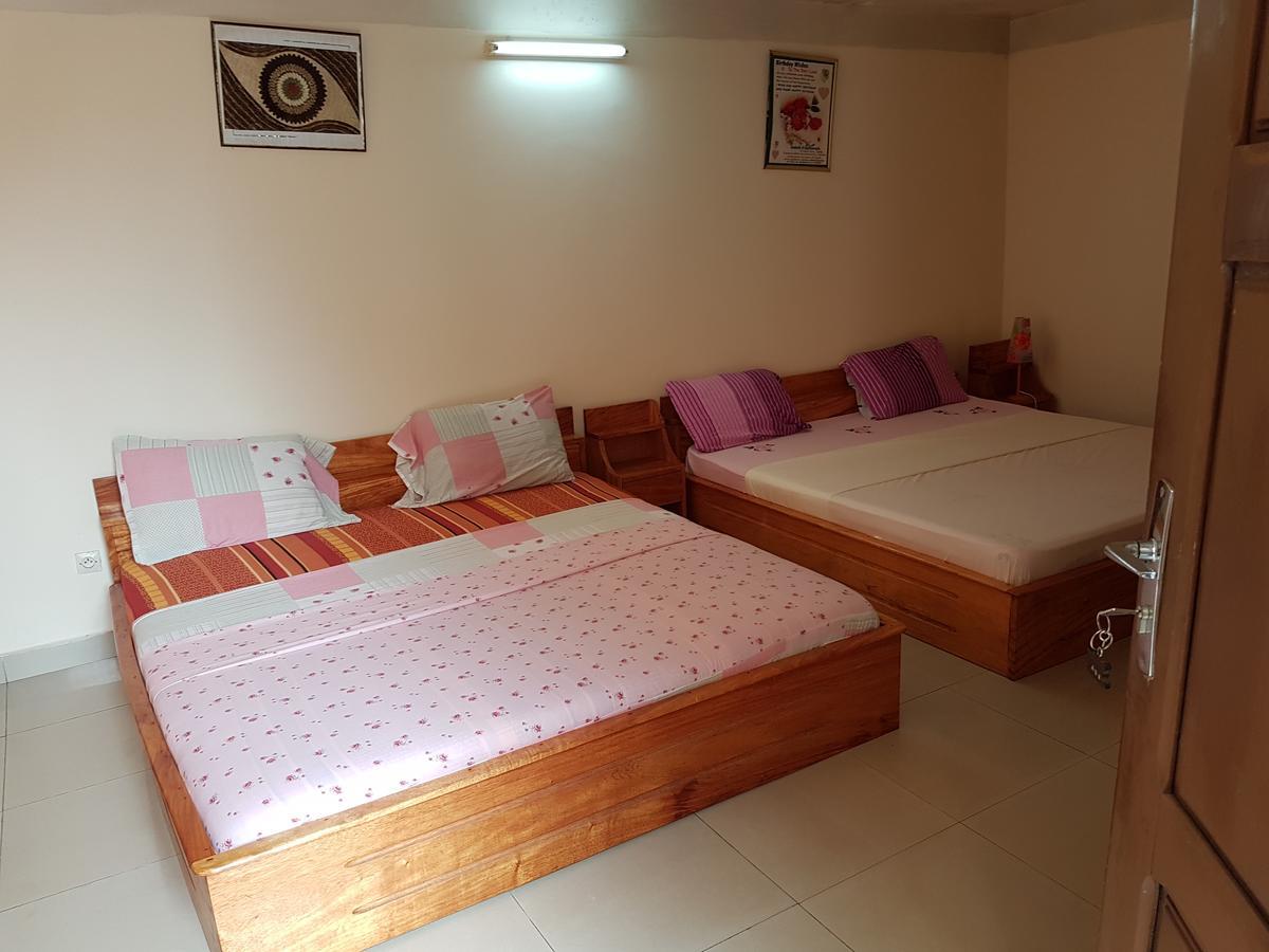 Chez Therese Kpalime Bagian luar foto