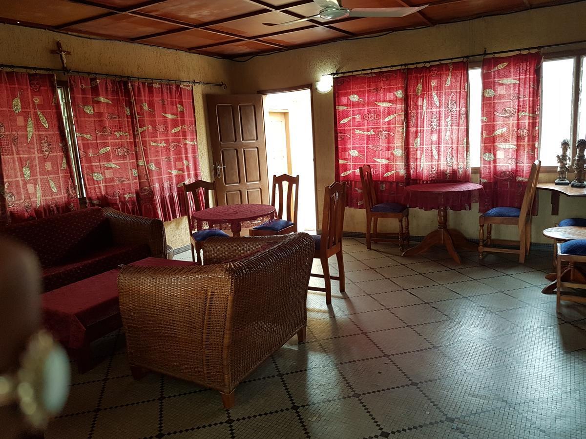 Chez Therese Kpalime Bagian luar foto